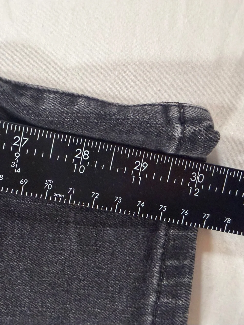 Rue21 Men's Charcoal Black Ripped Skinny Jeans 38x32